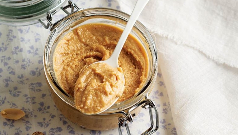 ŞEKERSİZ DOĞAL KATKISIZ % 100 YER FISTIĞI EZMESİ 1 Kg