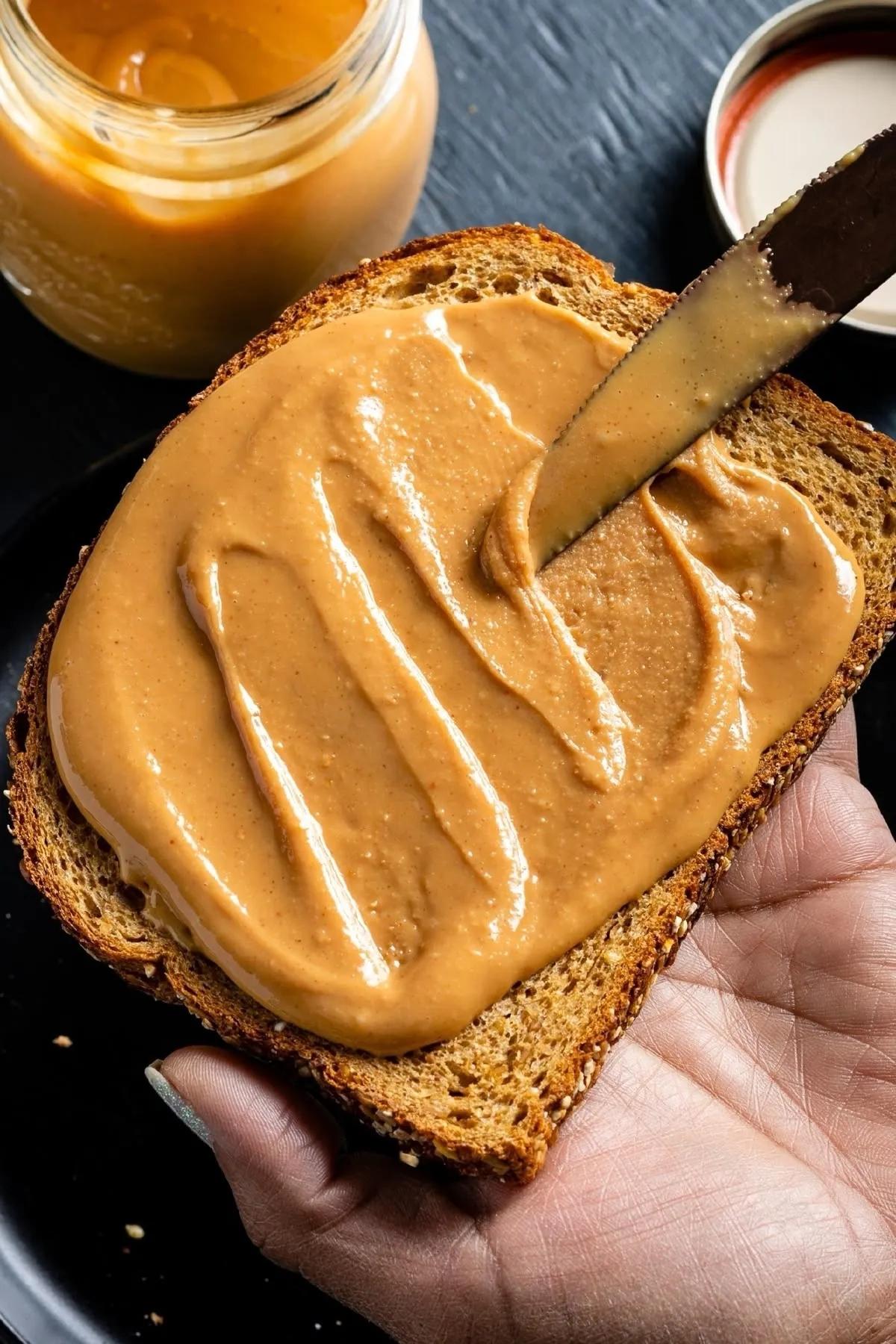 ŞEKERSİZ DOĞAL KATKISIZ % 100 YER FISTIĞI EZMESİ 1 Kg